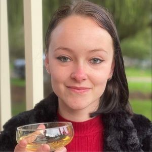 Meet your Posher, Annie